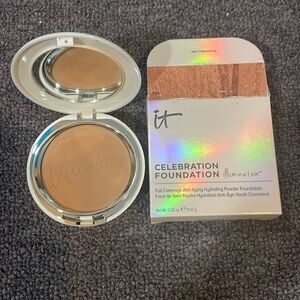 It Celebration Foundation Illumination Rich NIP never used
